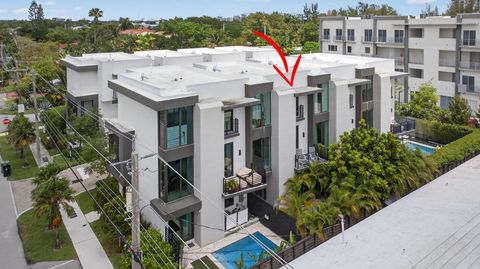 Tiny photo for 1044 N Victoria Park Road, Fort Lauderdale, FL 33304 (MLS # B26013693)