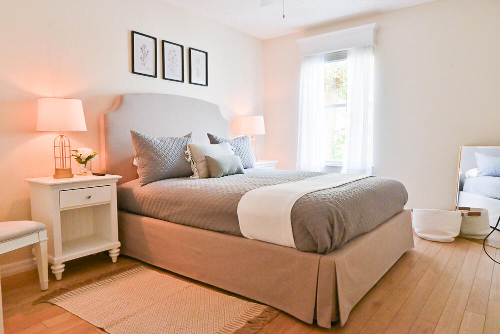 MEADOWLAND COVE 1 OF WELLINGTON - Residential Lease