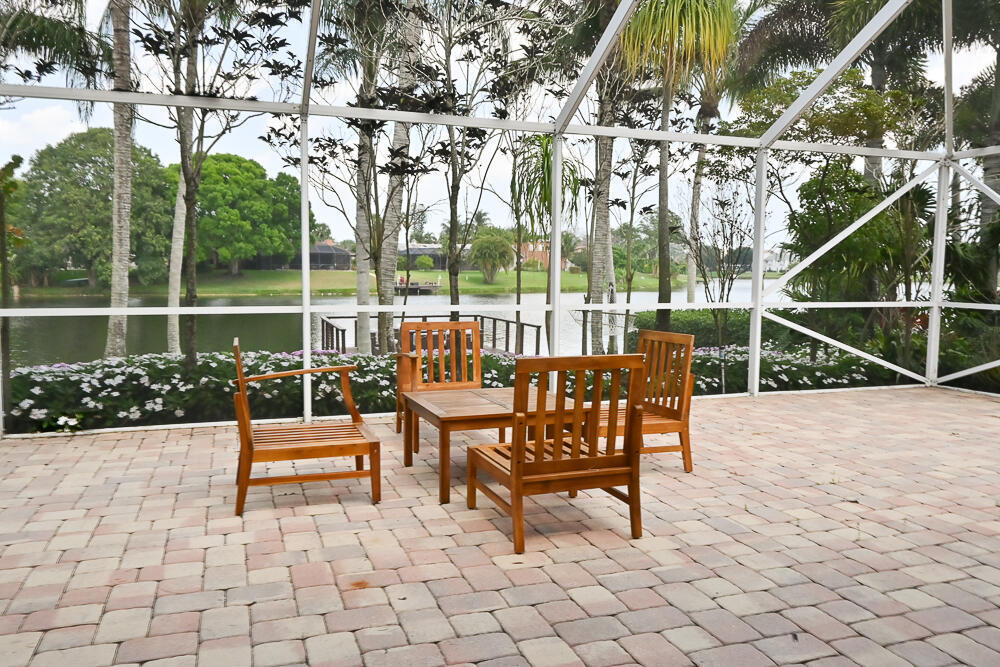 MEADOWLAND COVE 1 OF WELLINGTON - Residential Lease