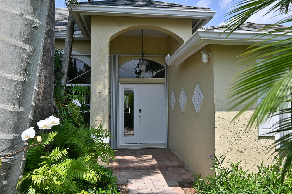 MEADOWLAND COVE 1 OF WELLINGTON - Residential Lease