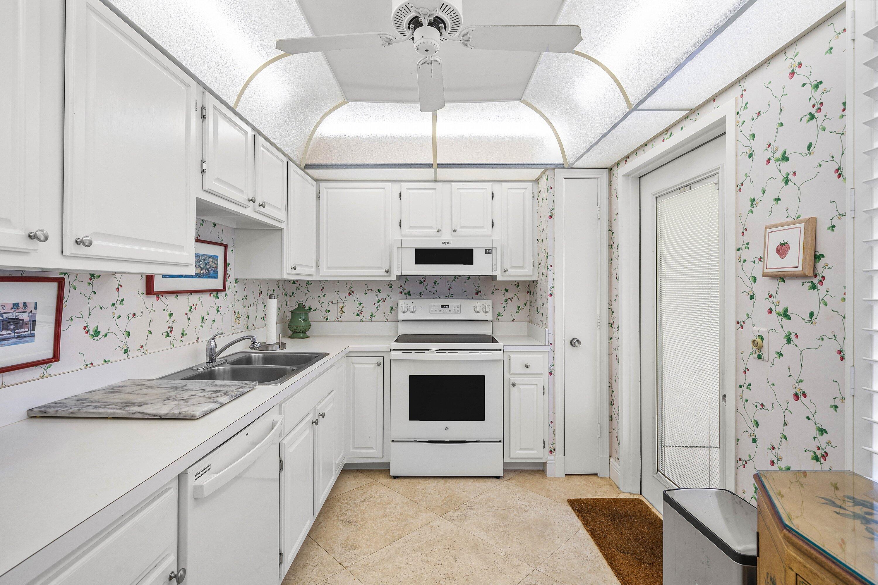 4233 A Quail Ridge Drive N Sandpiper