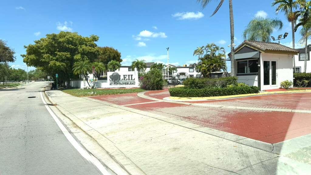 SOLEIL AT FONTAINEBLEAU CONDO - Residential