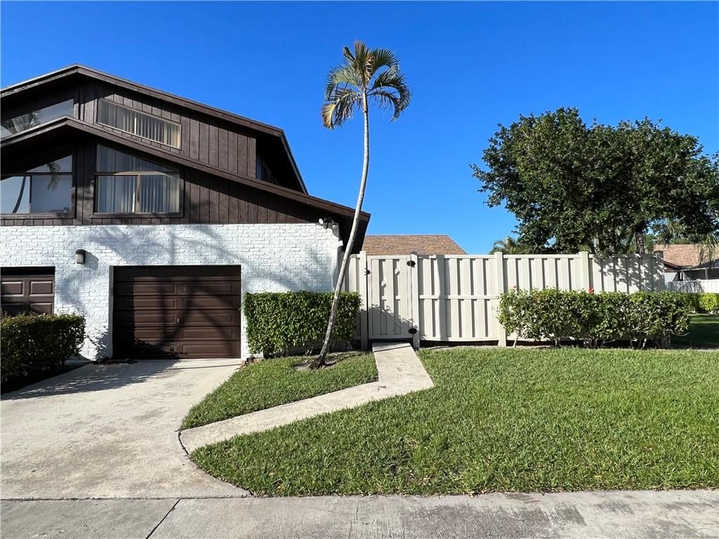 Photo of 9788 Boca Gardens Cir #B, Boca Raton, FL 33496 (MLS # F10317774)