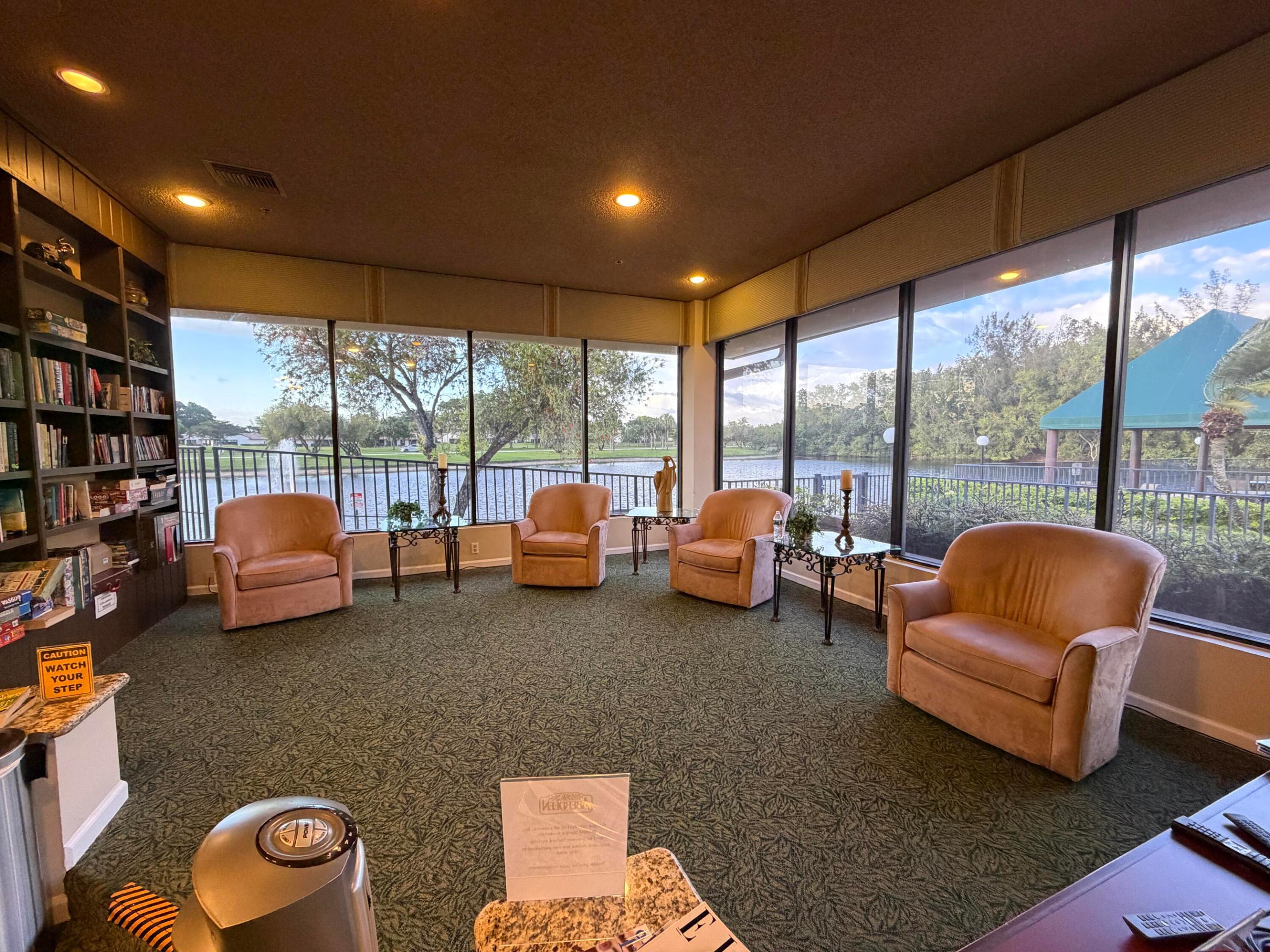 PARKWALK 4 - Residential