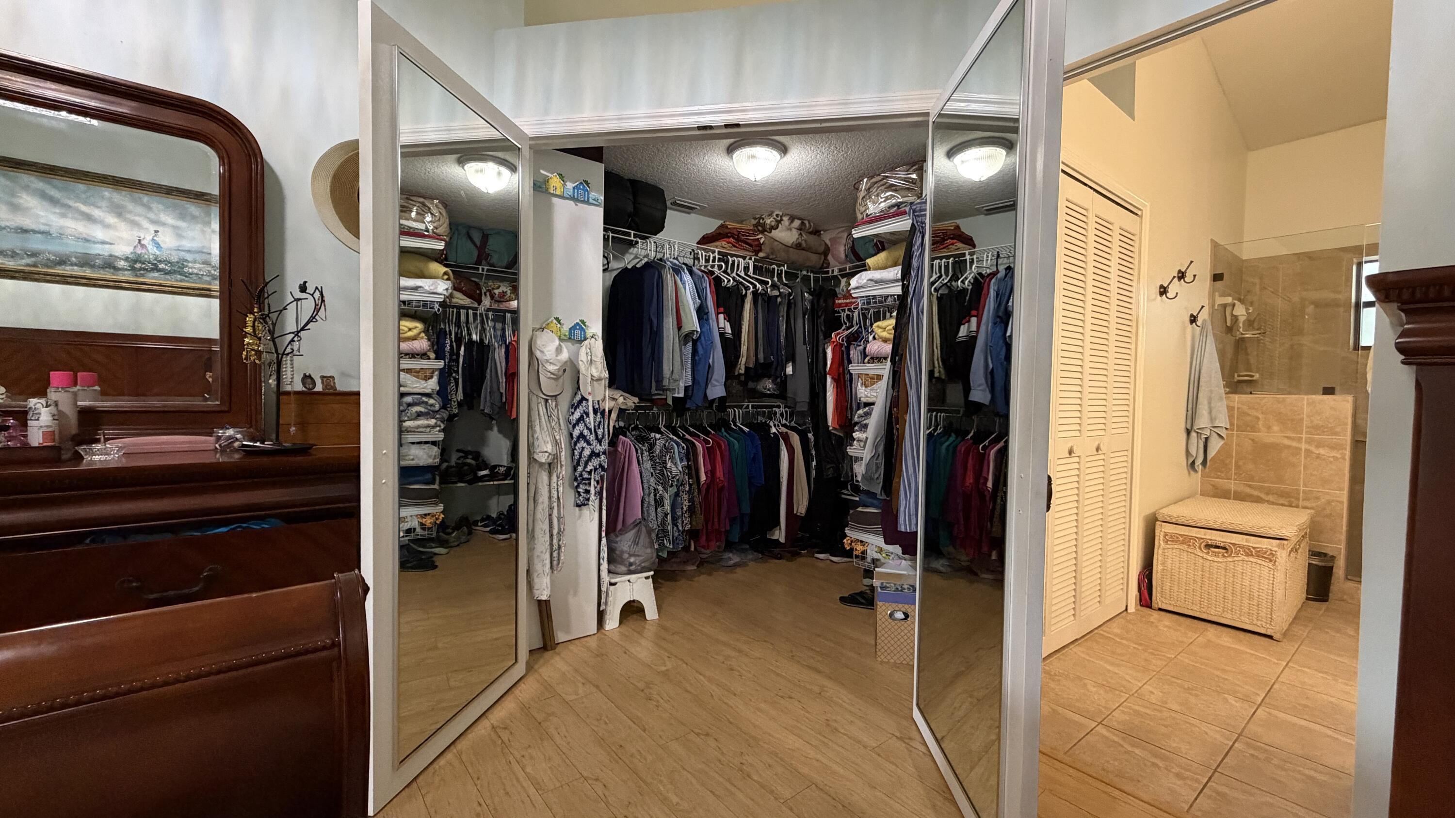 PARKWALK 4 - Residential