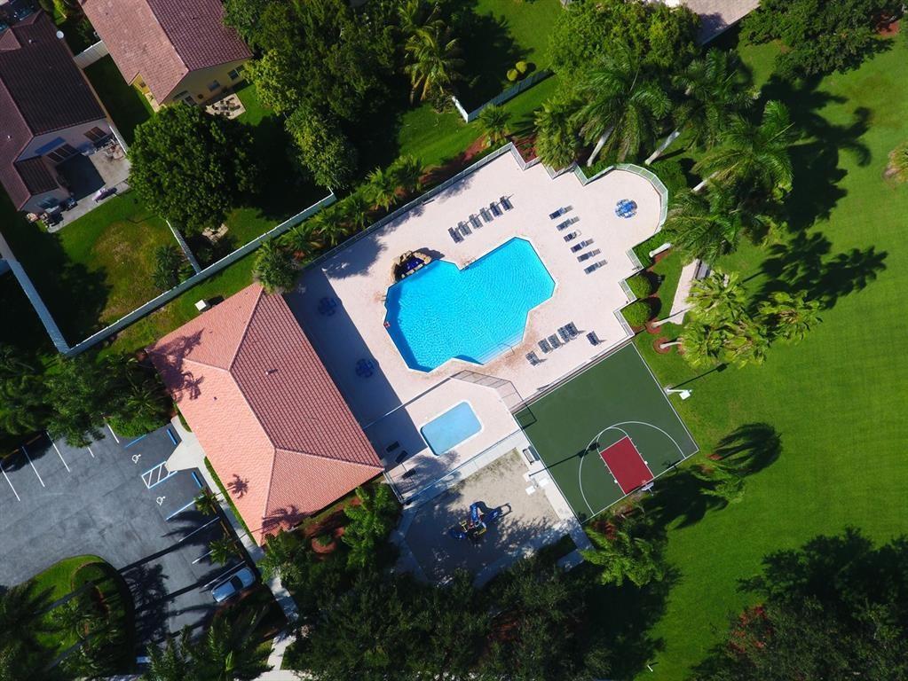 Estancia at Twin Acres - Residential Lease