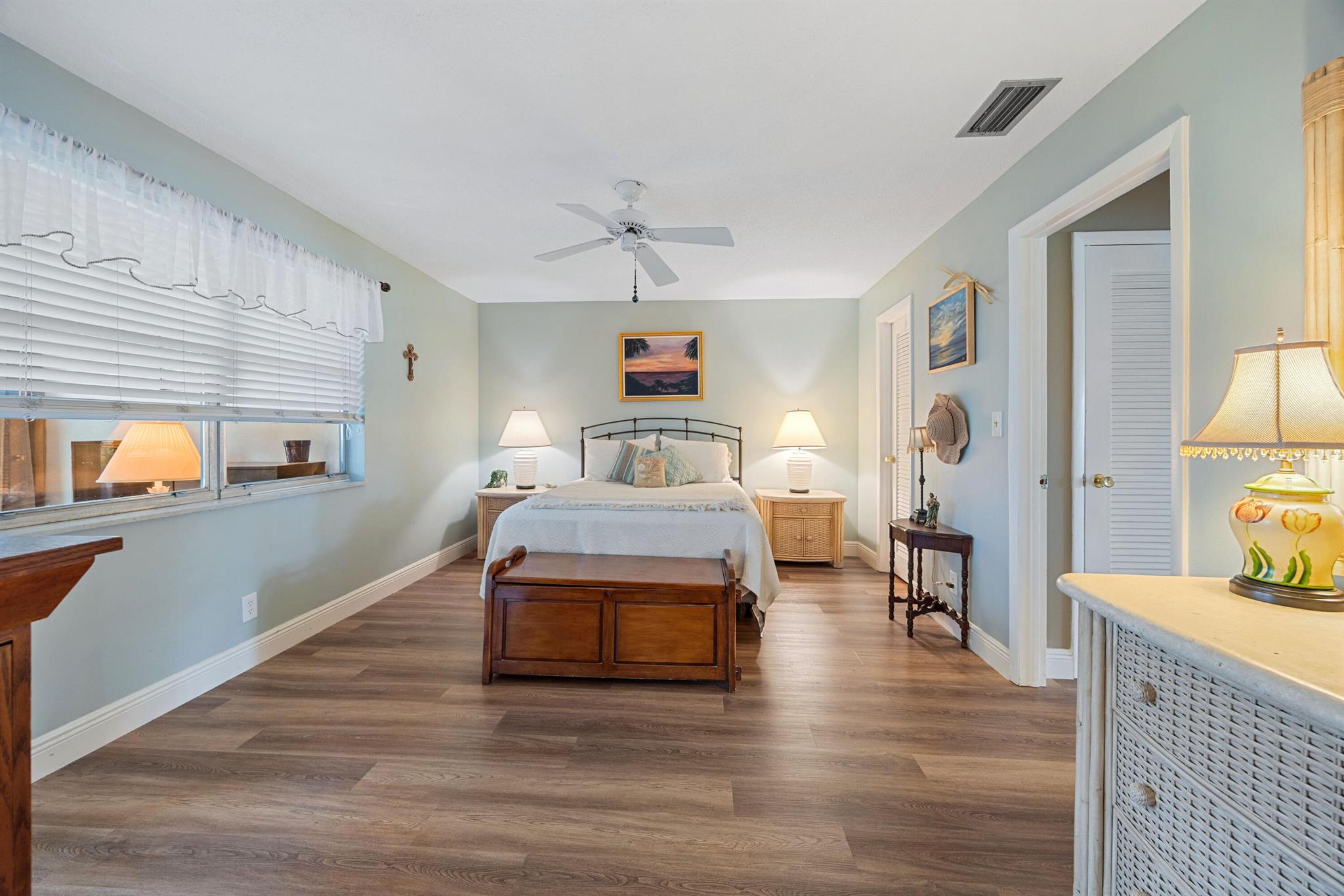 HIGH POINT CONDO SEC 4 - Residential