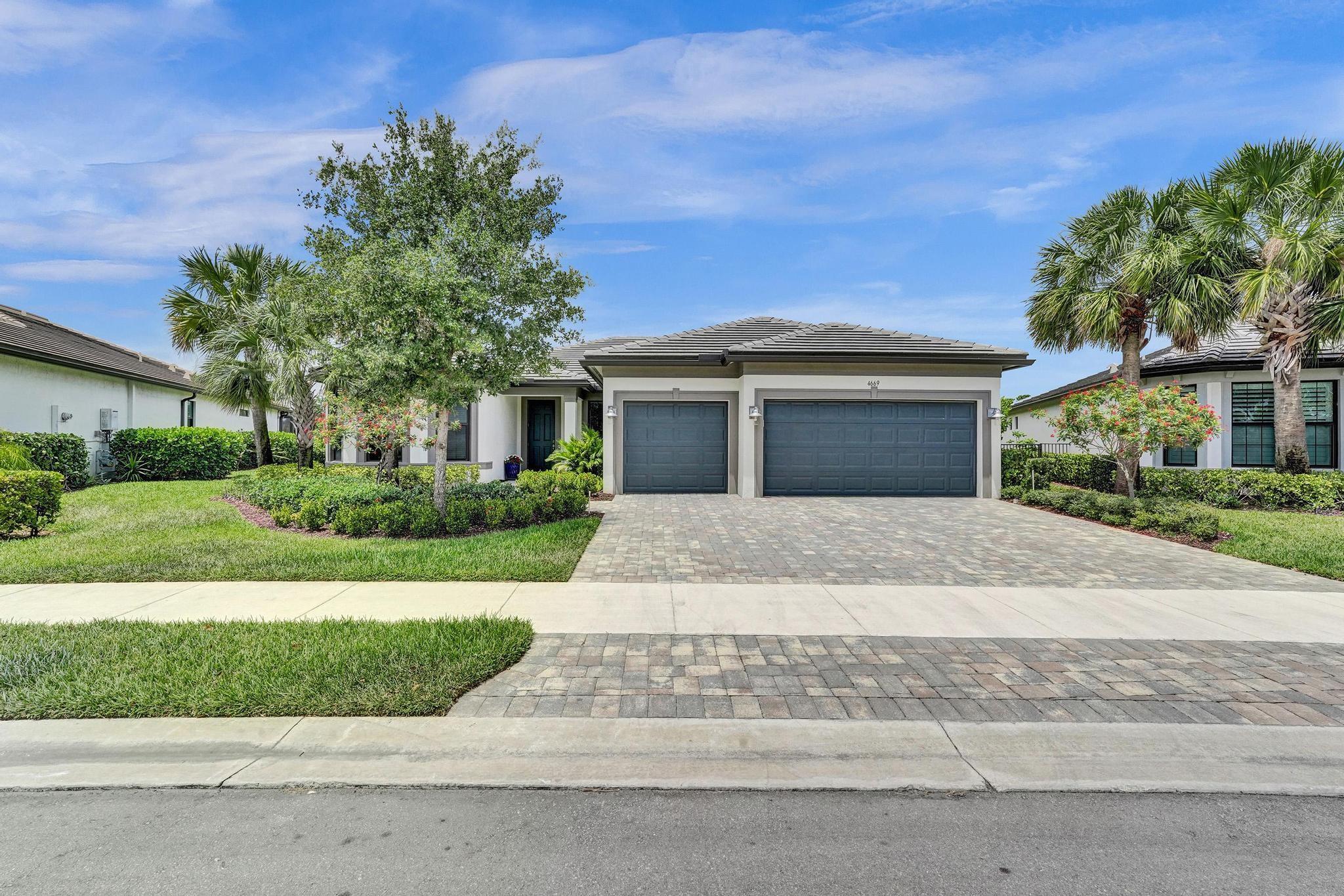 4669 Pinehurst Trl