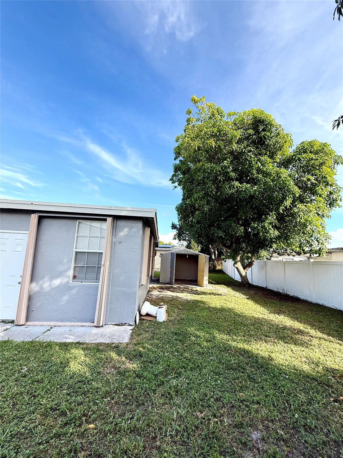 OAKLAND ESTATES NORTH 2 S - Residential Lease