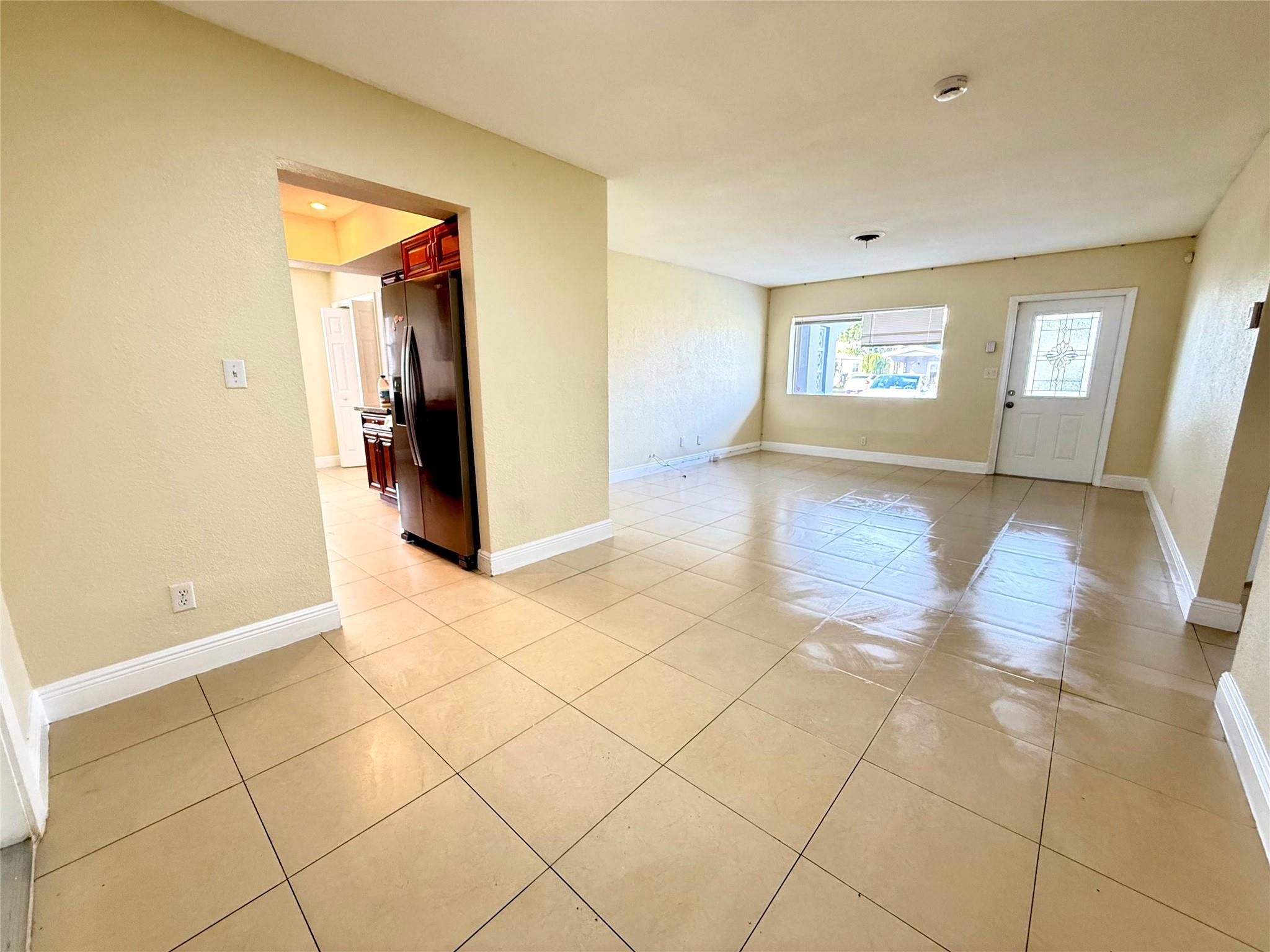 OAKLAND ESTATES NORTH 2 S - Residential Lease