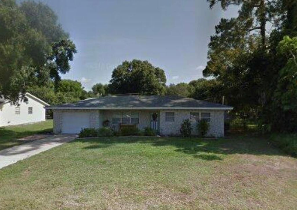 Photo of 7304 Lakeland Boulevard, Fort Pierce, FL 34951 (MLS # R10773516)