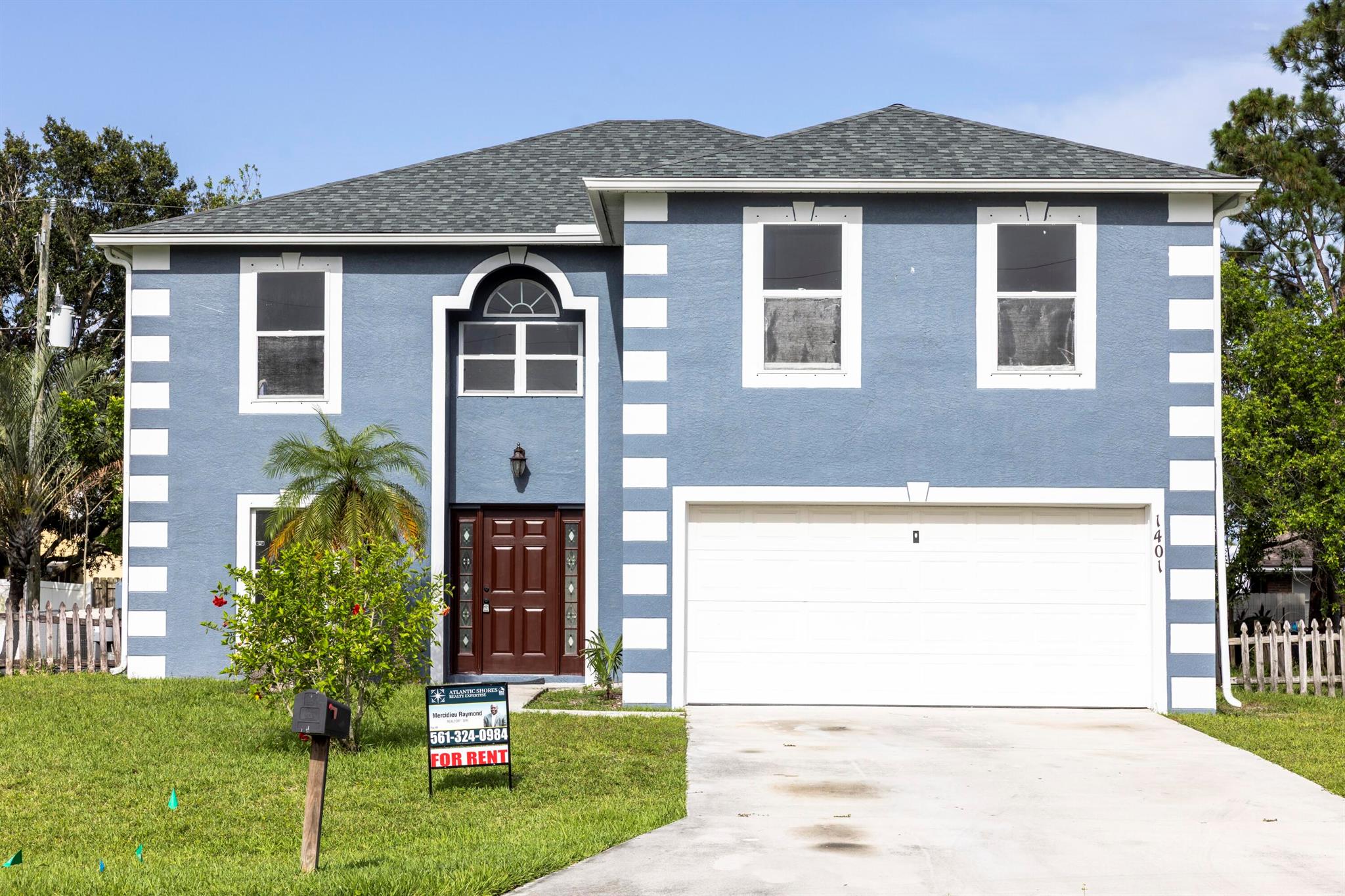 This beautifully updated 4-bedroom, 2 1/2-bath home offers comfort, style, and functionality. Freshly painted inside and out, it features brand-new luxury tile flooring throughout and a brand-new roof for worry-free living. The spacious, open-concept living and dining area flows into the kitchen with granite countertops, and modern cabinetry.