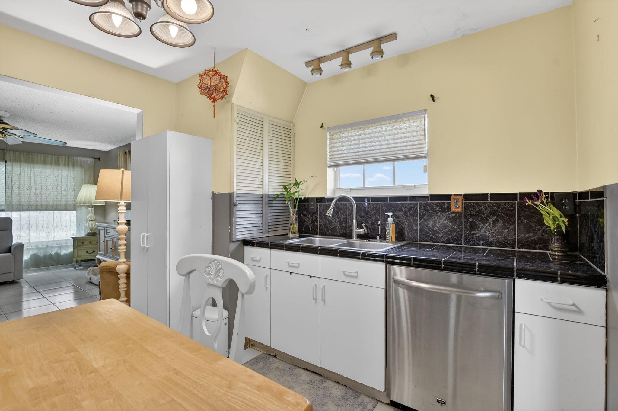 LEISUREVILLE SECOND SEC - Residential