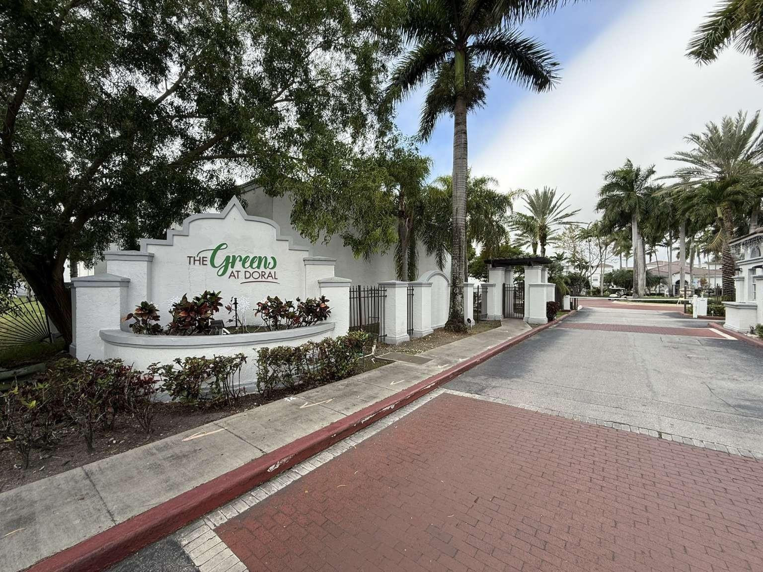 THE GREENS AT DORAL CONDO - Residential