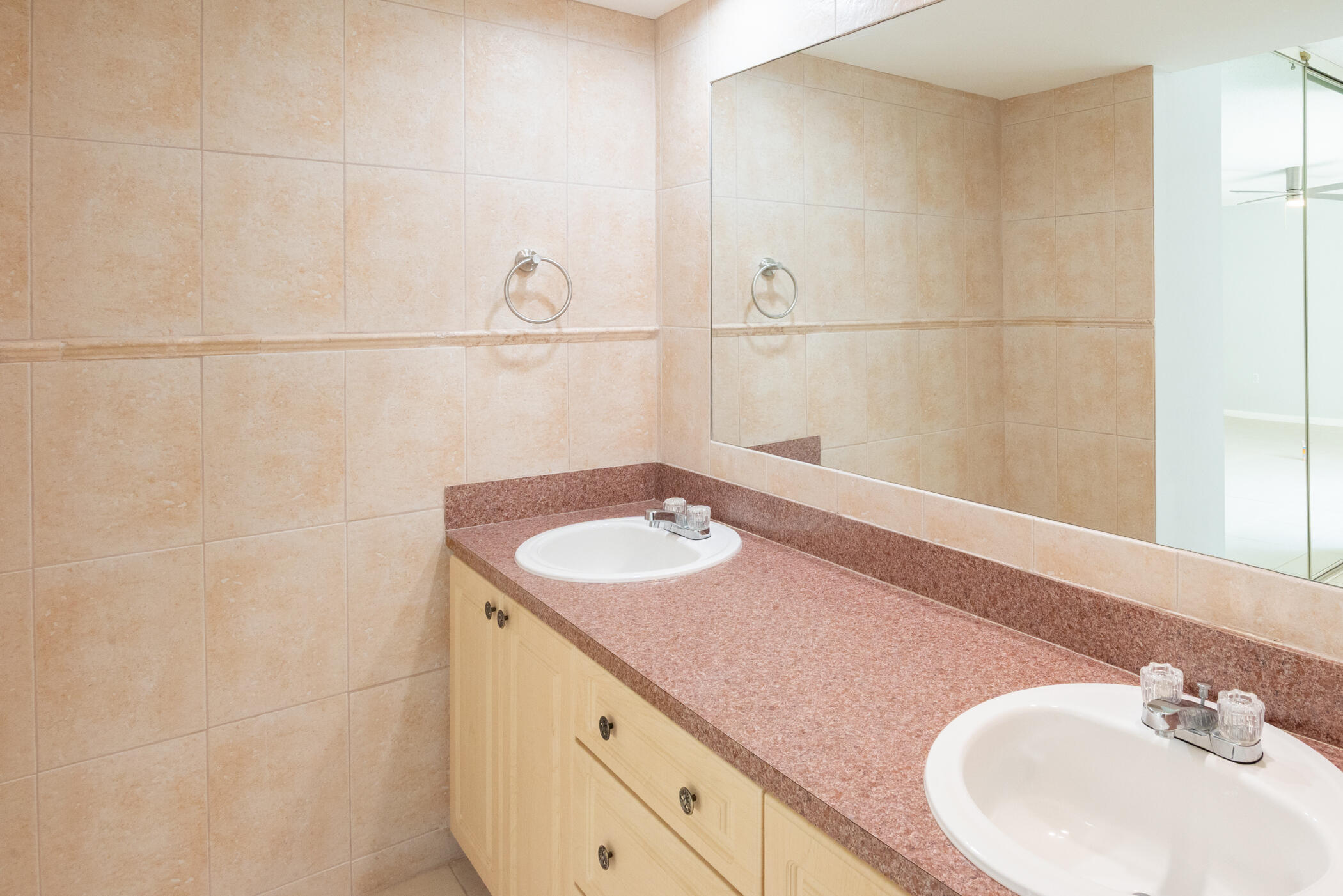 EMBASSY PARK CONDO - Residential