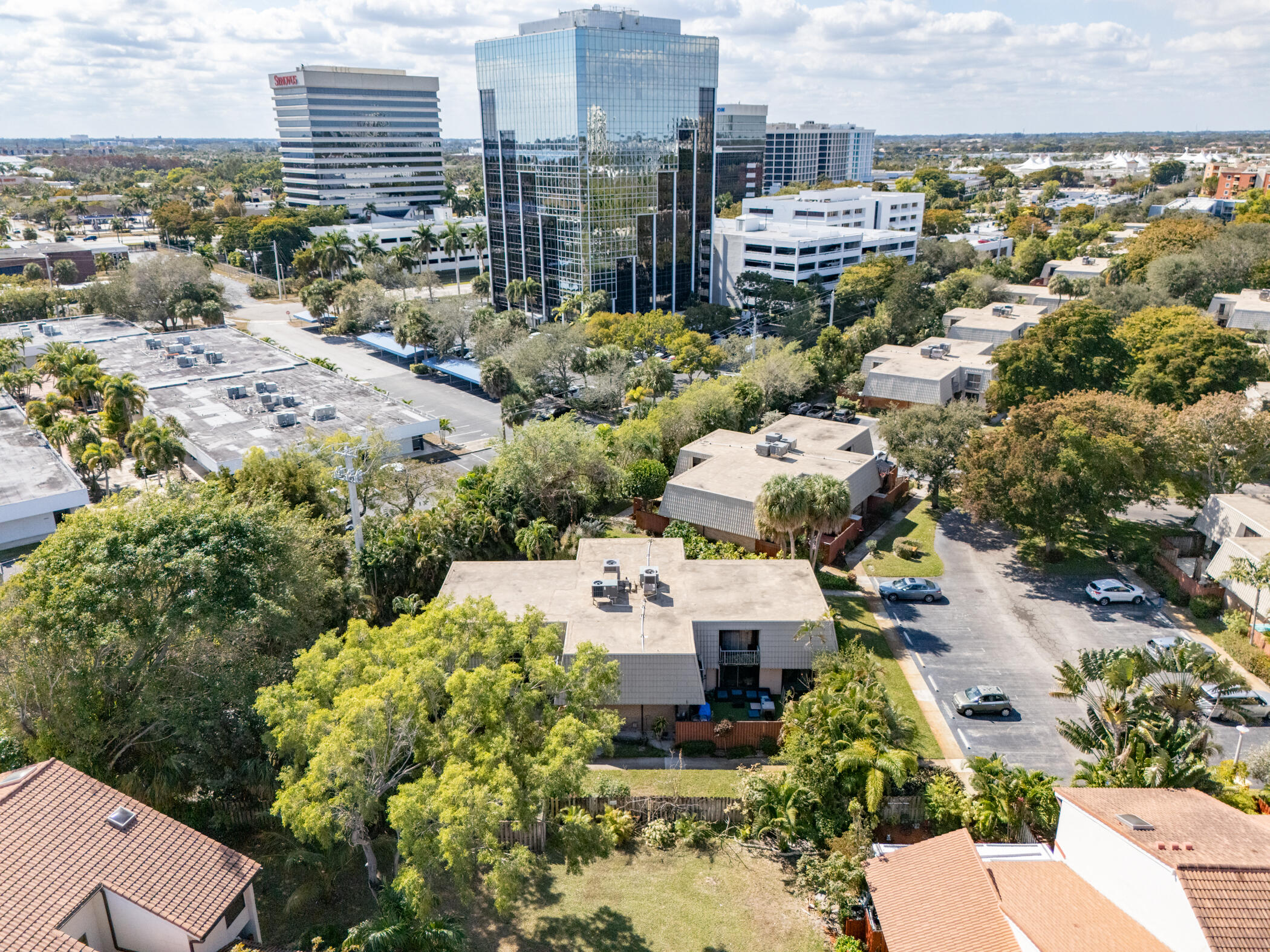 EMBASSY PARK CONDO - Residential