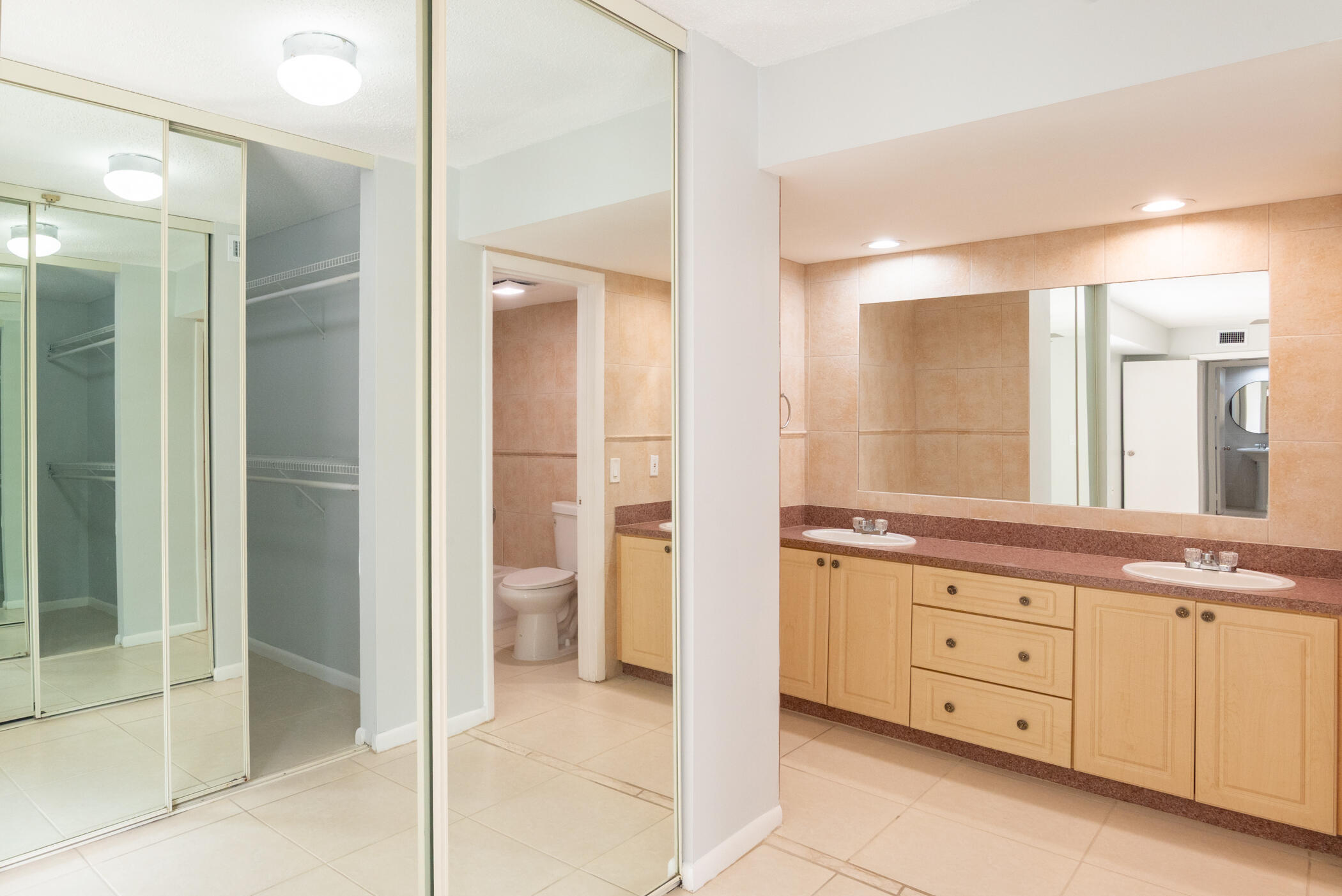 EMBASSY PARK CONDO - Residential