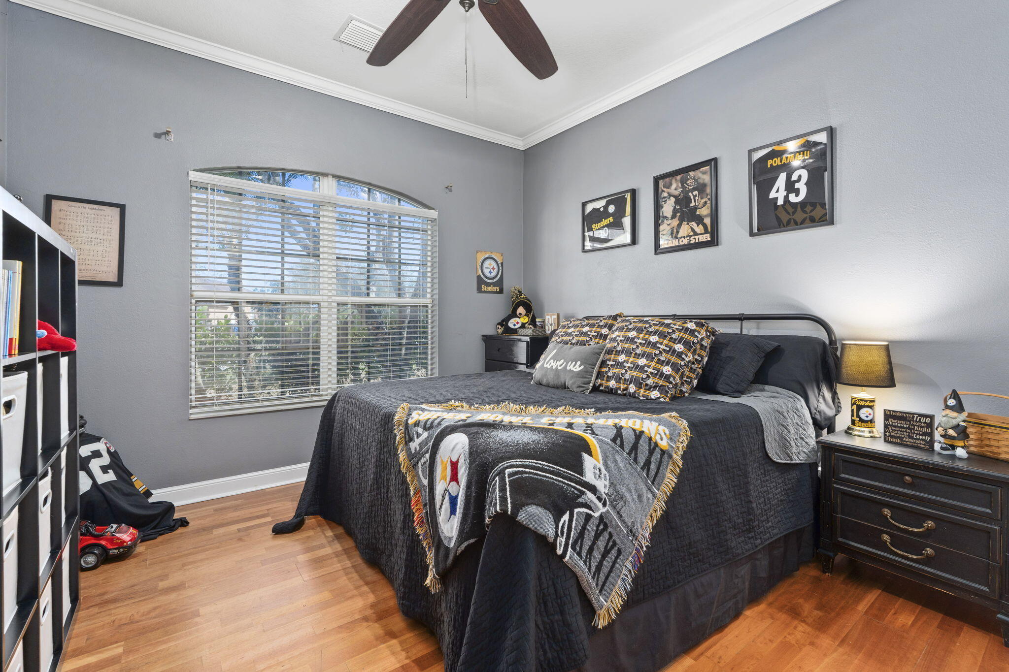 PALM LAKE GARDENS - Residential