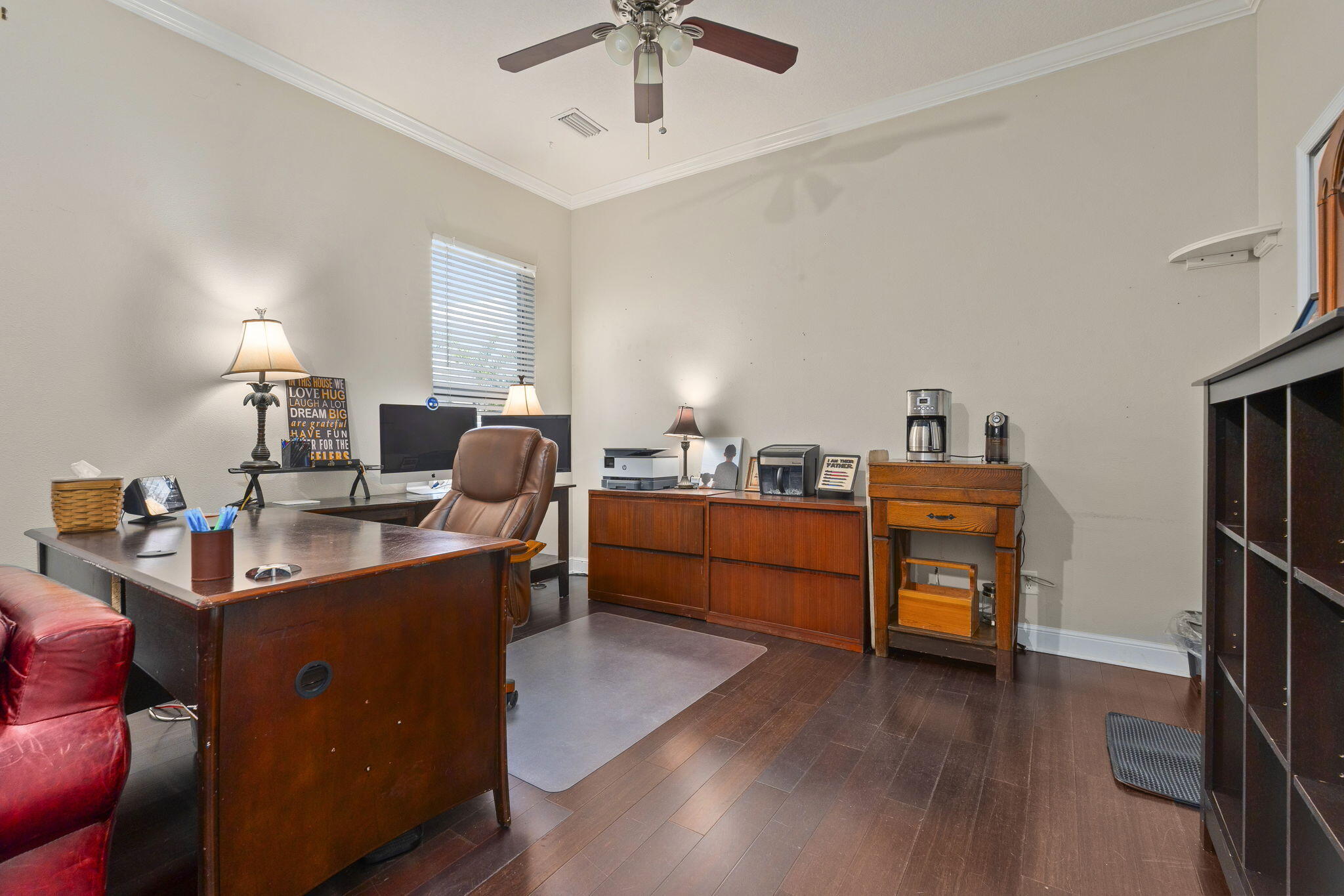 PALM LAKE GARDENS - Residential