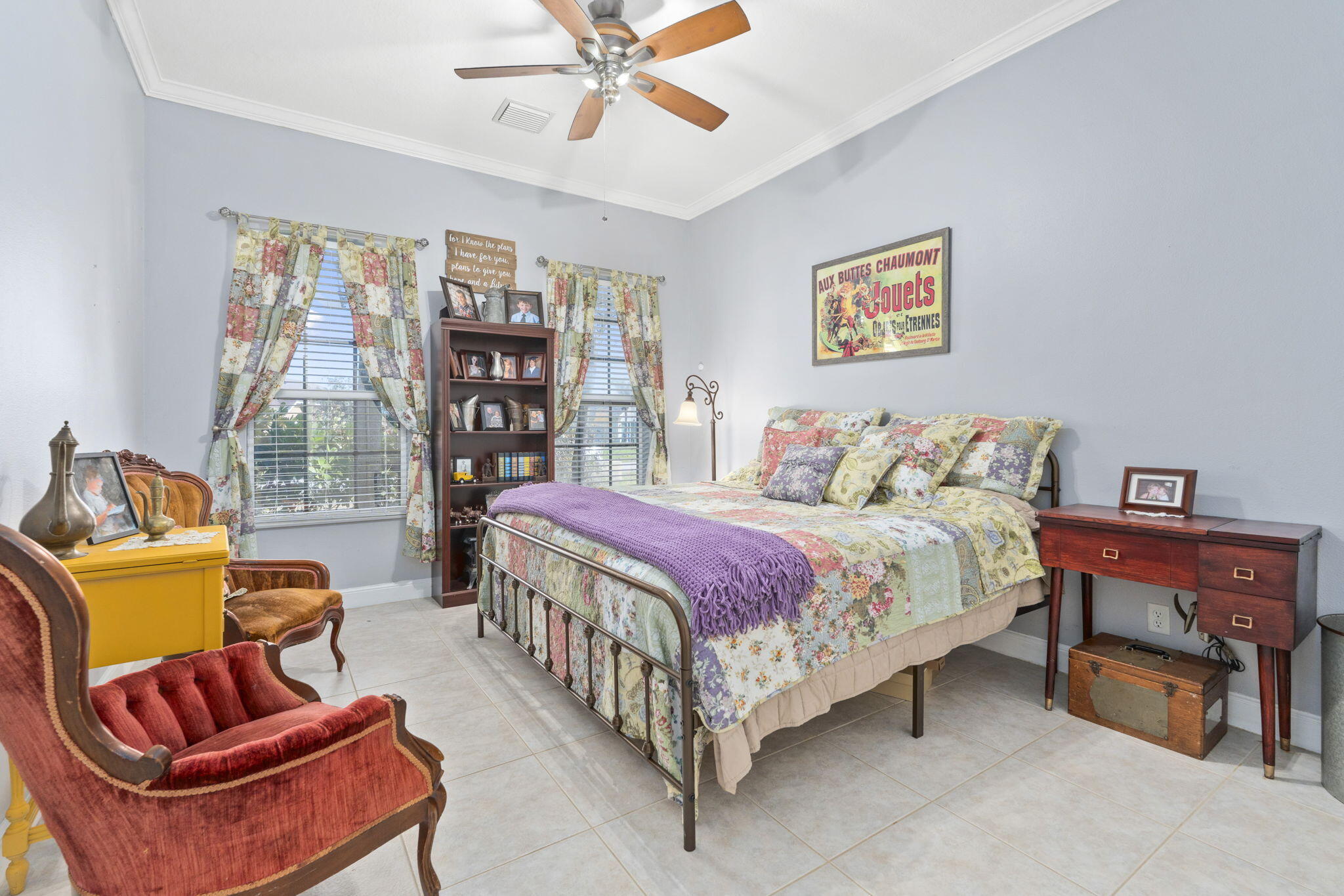 PALM LAKE GARDENS - Residential