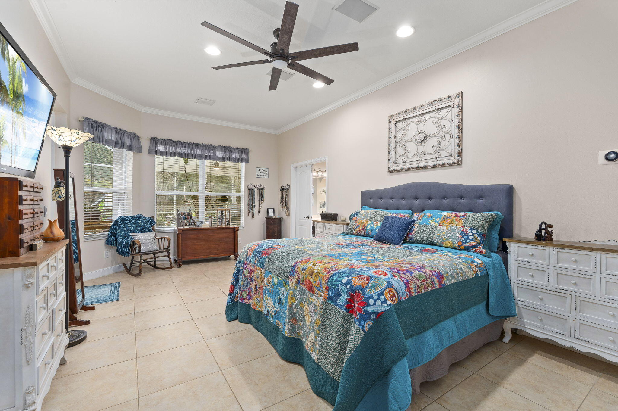 PALM LAKE GARDENS - Residential