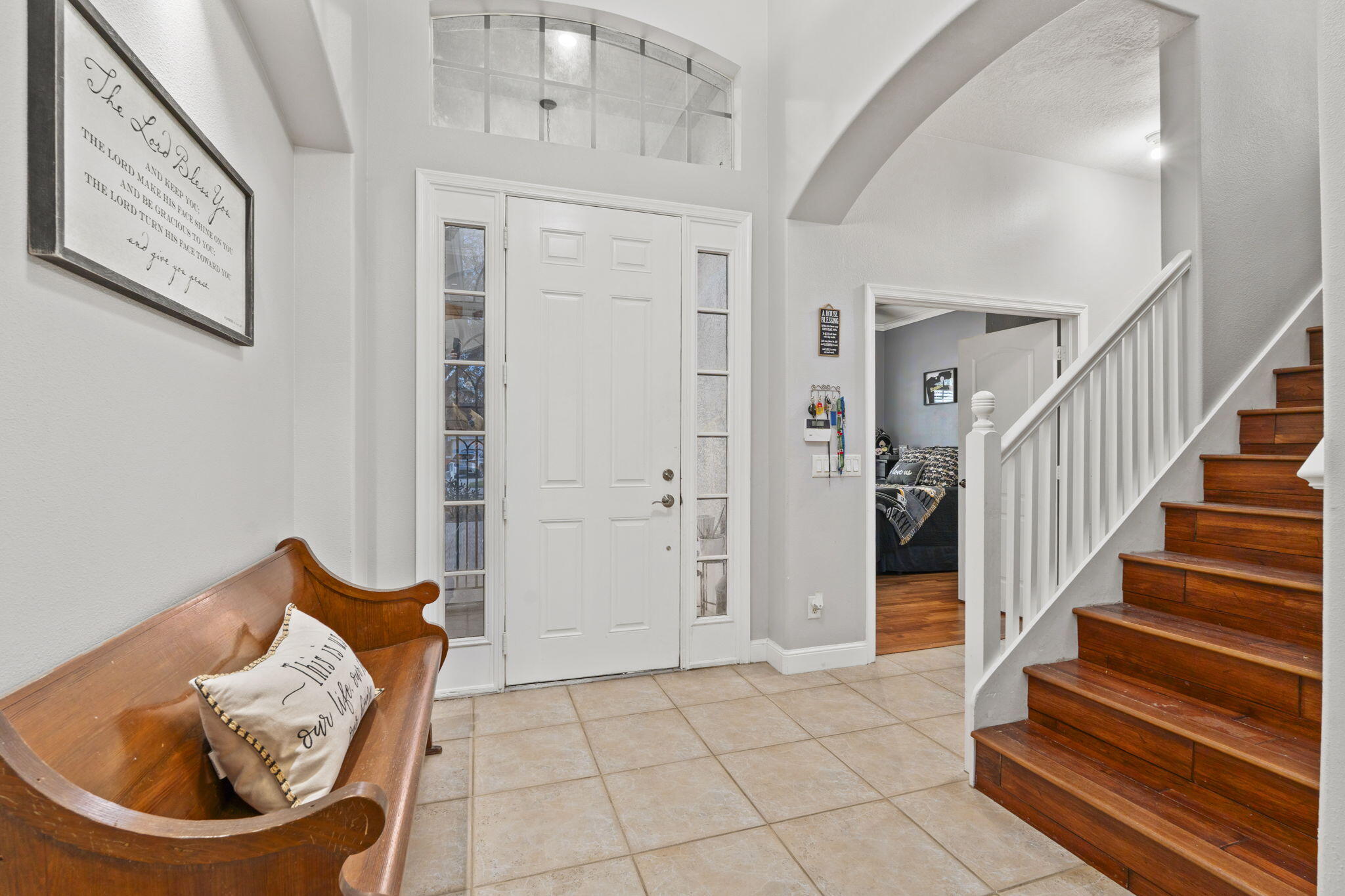 PALM LAKE GARDENS - Residential