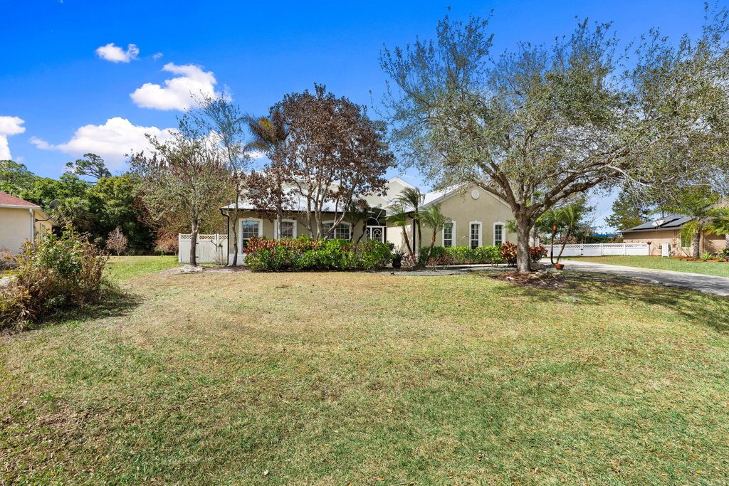 Photo of 2704 Serenity Circle N, Fort Pierce, FL 34981 (MLS # B26000339)