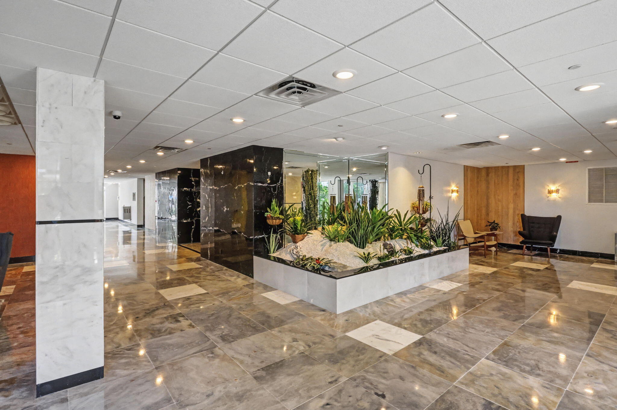 3333 NE 34th Street 314