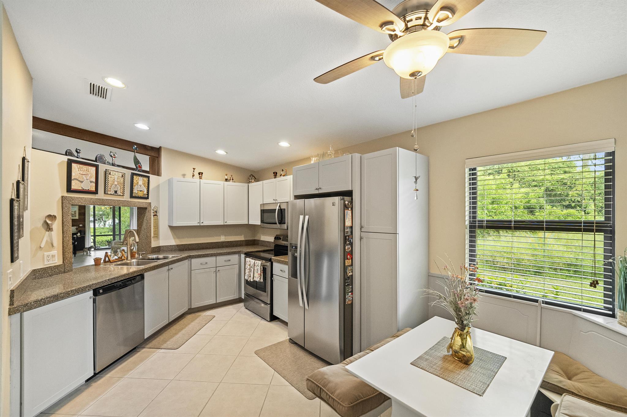 3011 SE South Lookout Boulevard 12