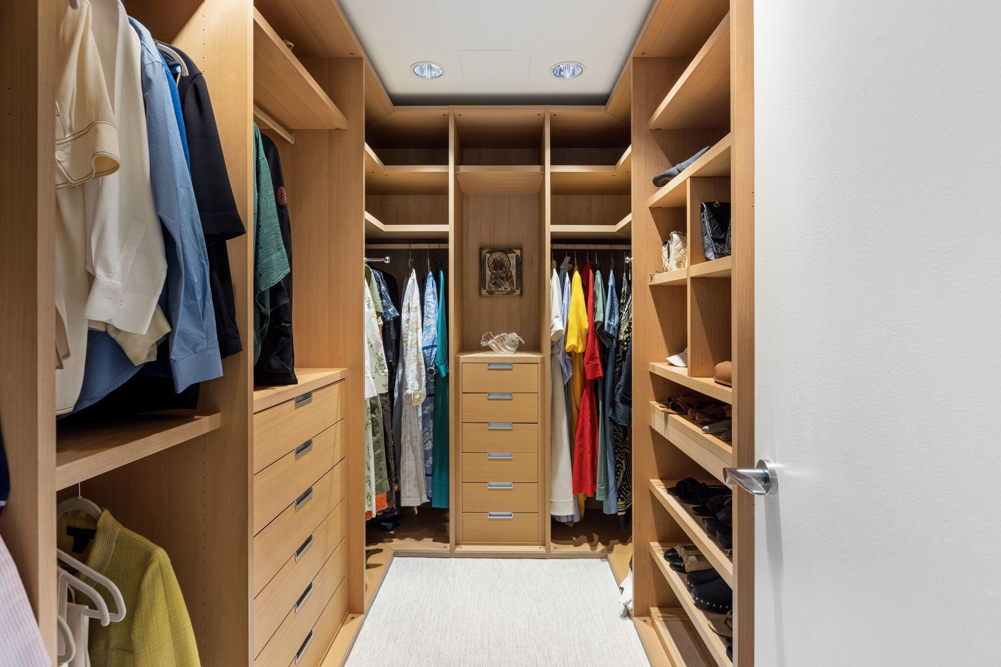 OCEAN HOUSE SOUTH ONE CON - Residential