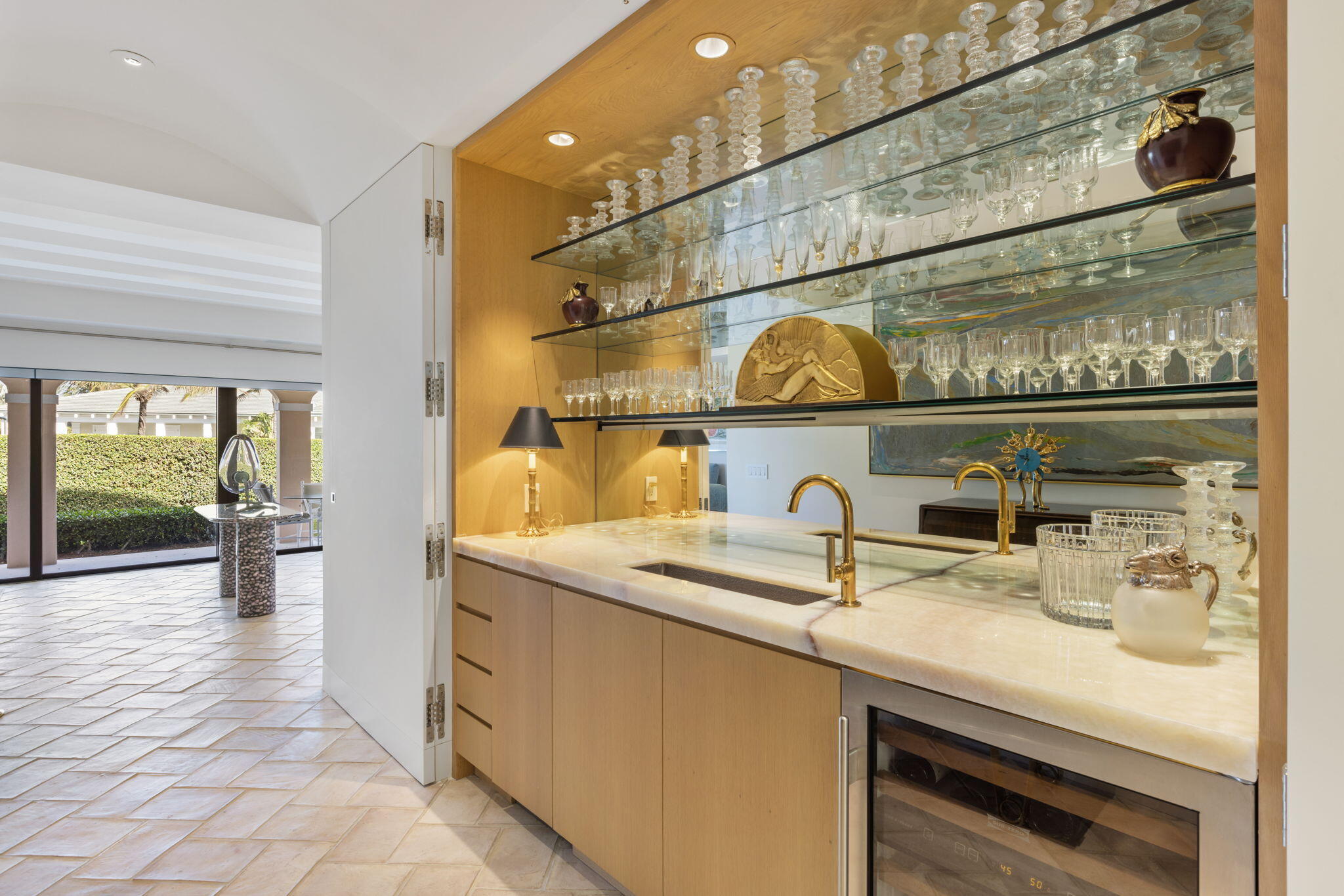 OCEAN HOUSE SOUTH ONE CONDO - Residential