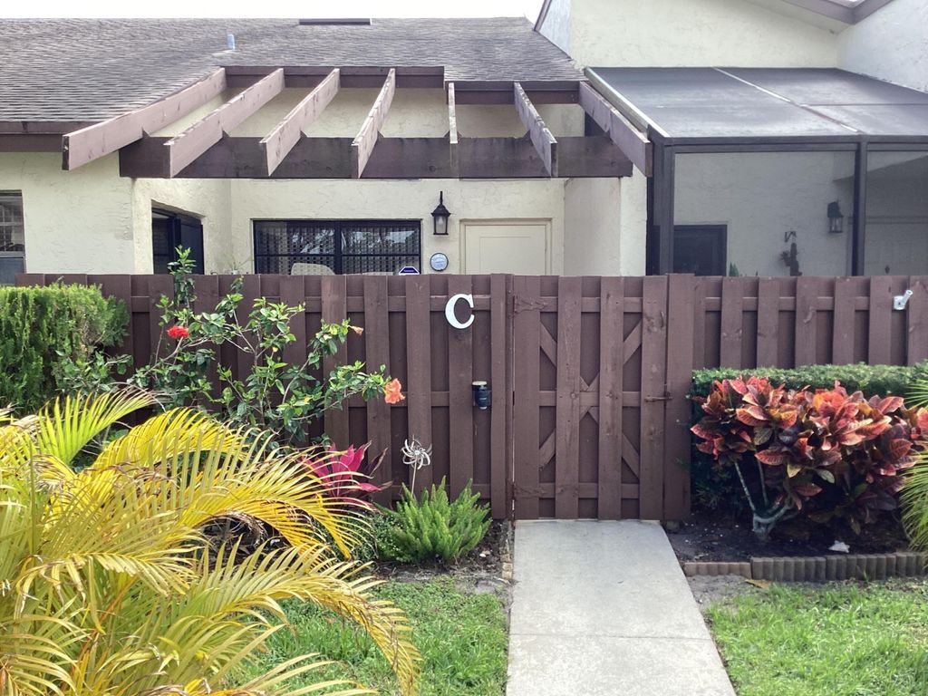 Photo of 13941 Nesting Way #C, Delray Beach, FL 33484 (MLS # R11169629)
