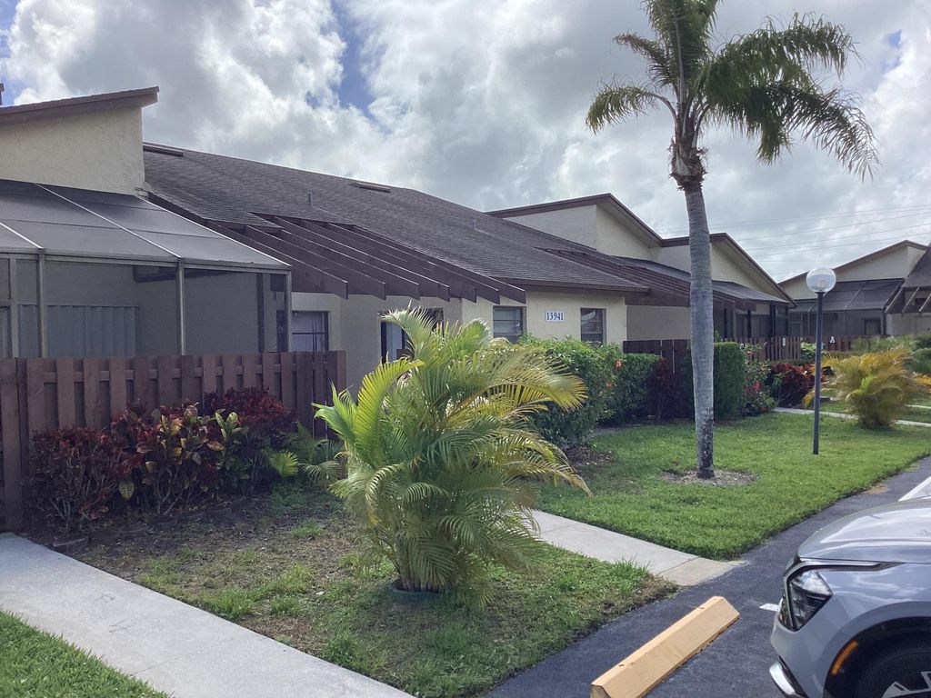 Photo of 13941 Nesting Way #C, Delray Beach, FL 33484 (MLS # R11169629)