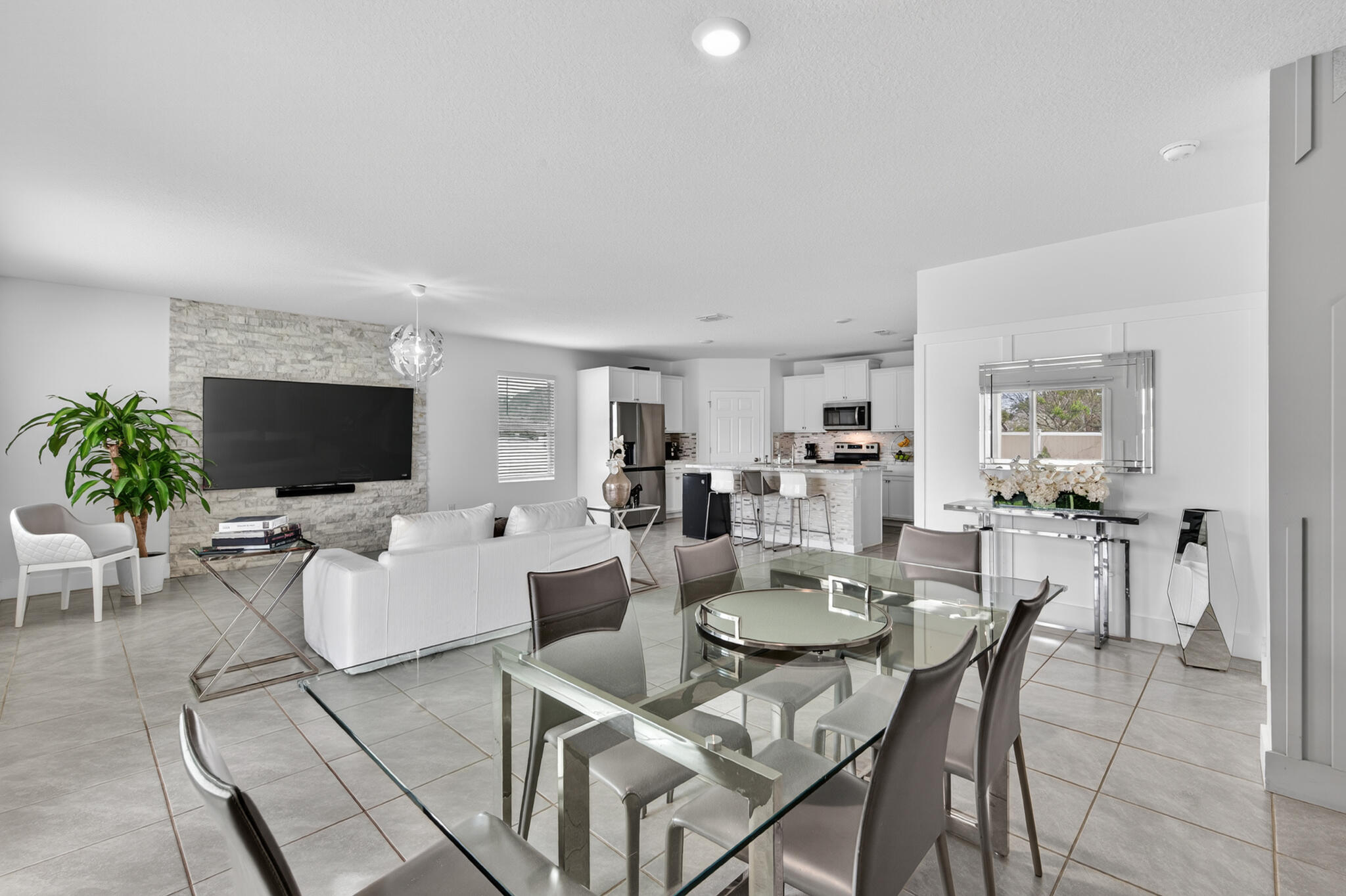 PORT ST LUCIE SECT 25 REPLAT OF LOT 11 BLOCK 24 - Residential