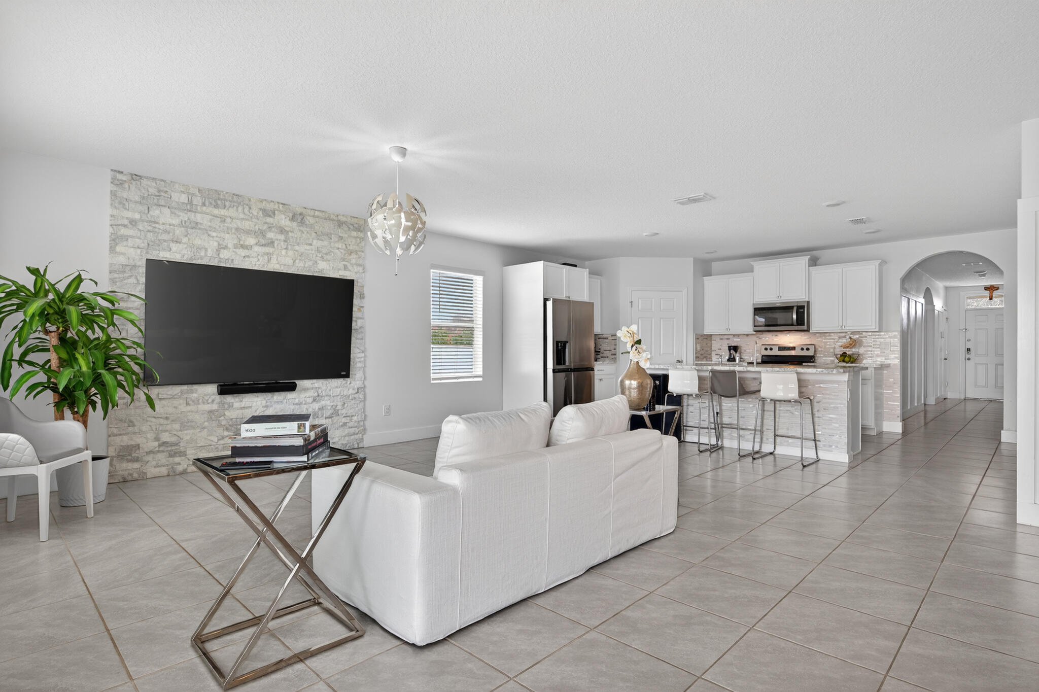 PORT ST LUCIE SECT 25 REPLAT OF LOT 11 BLOCK 24 - Residential