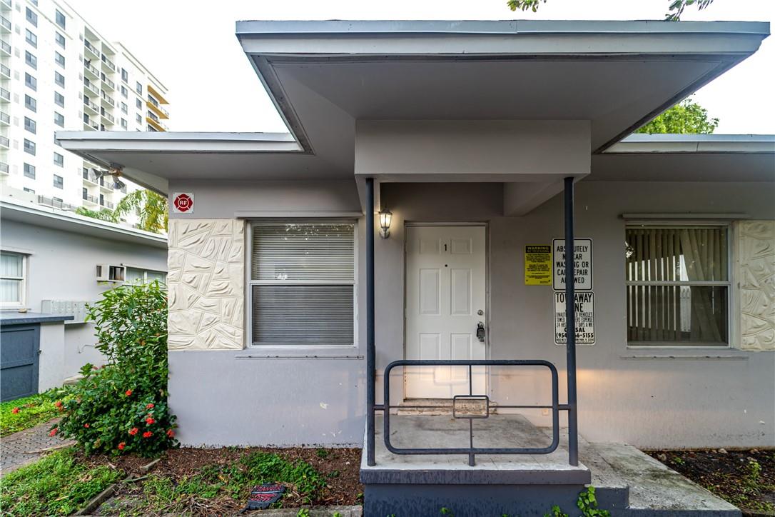 115 NE 4th St 1