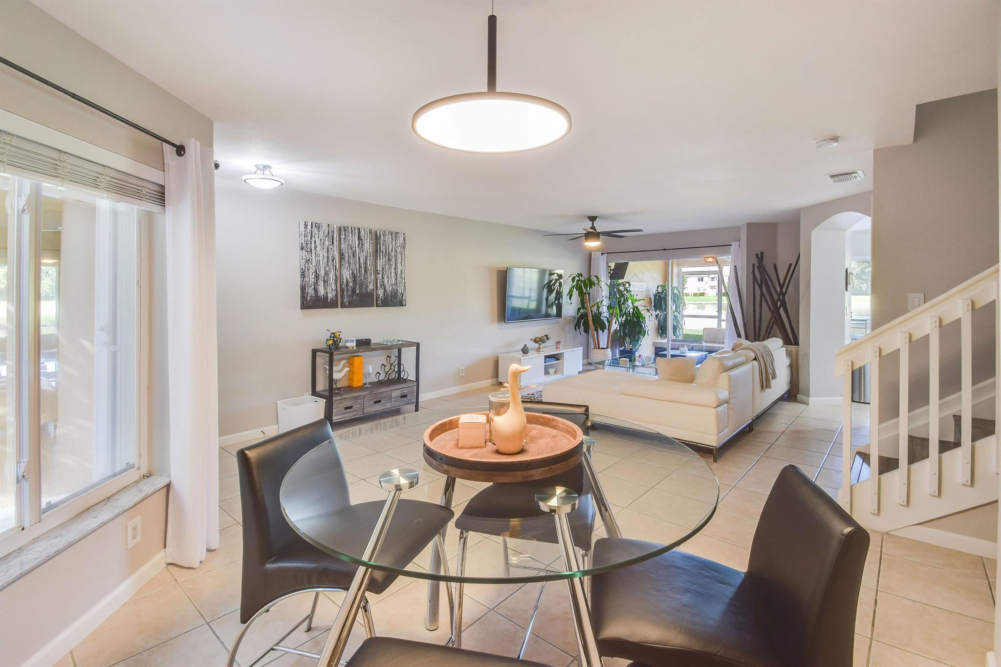 RENAISSANCE SEC 4 2 - Residential Lease