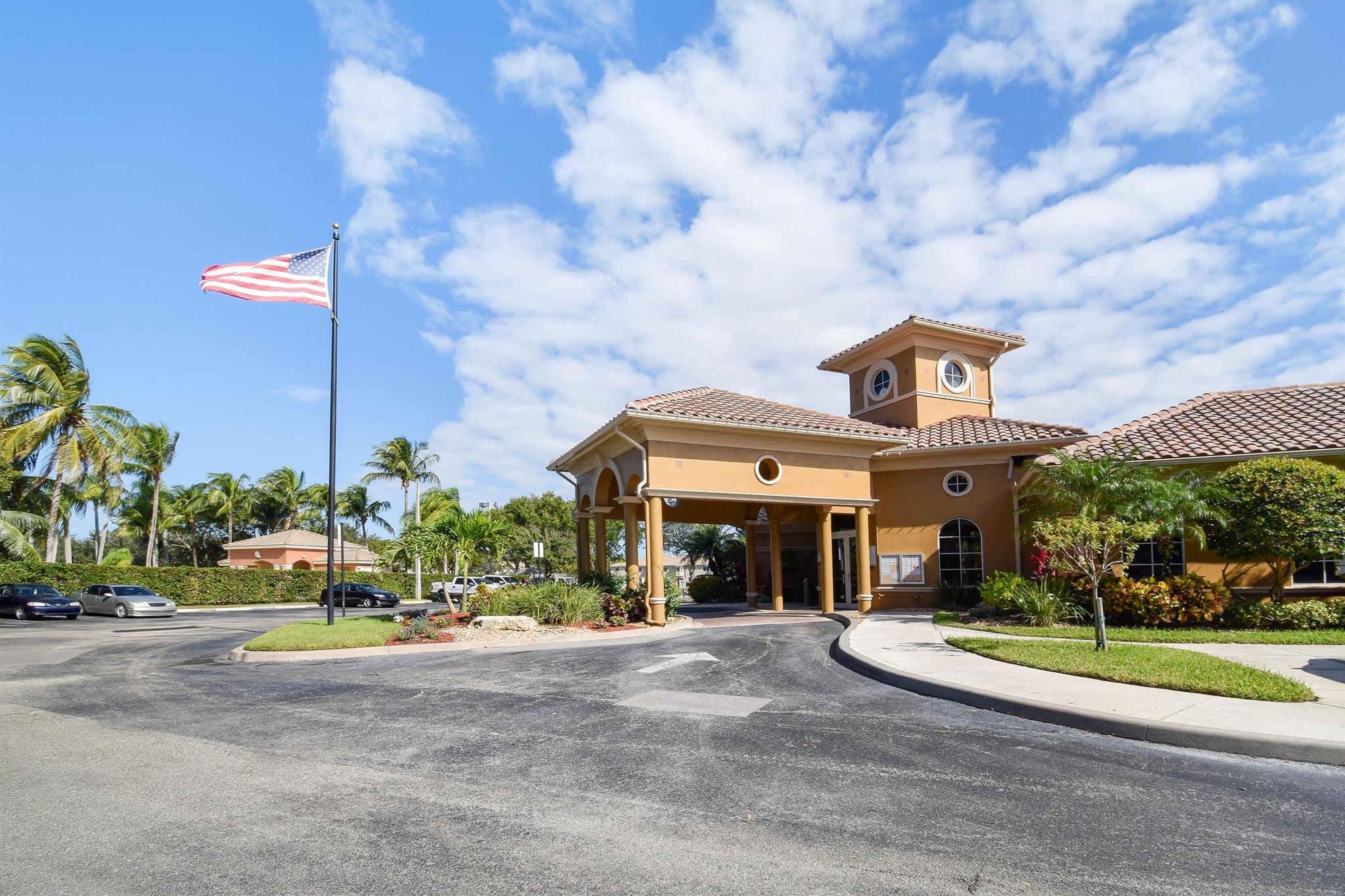 RENAISSANCE SEC 4 2 - Residential Lease