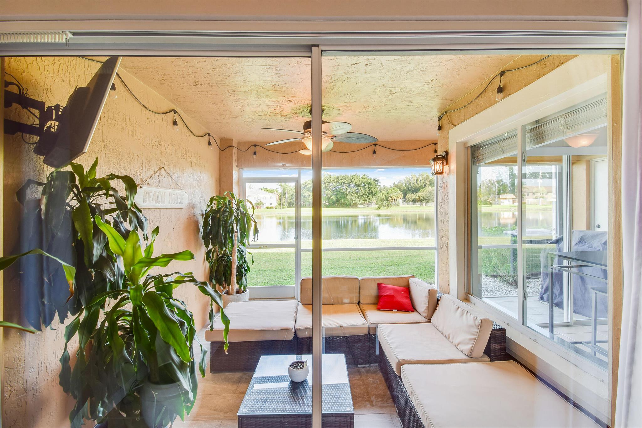 RENAISSANCE SEC 4 2 - Residential Lease