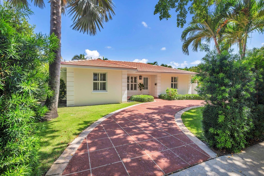 Photo of 145 Seville Road, West Palm Beach, FL 33405 (MLS # B26077796)