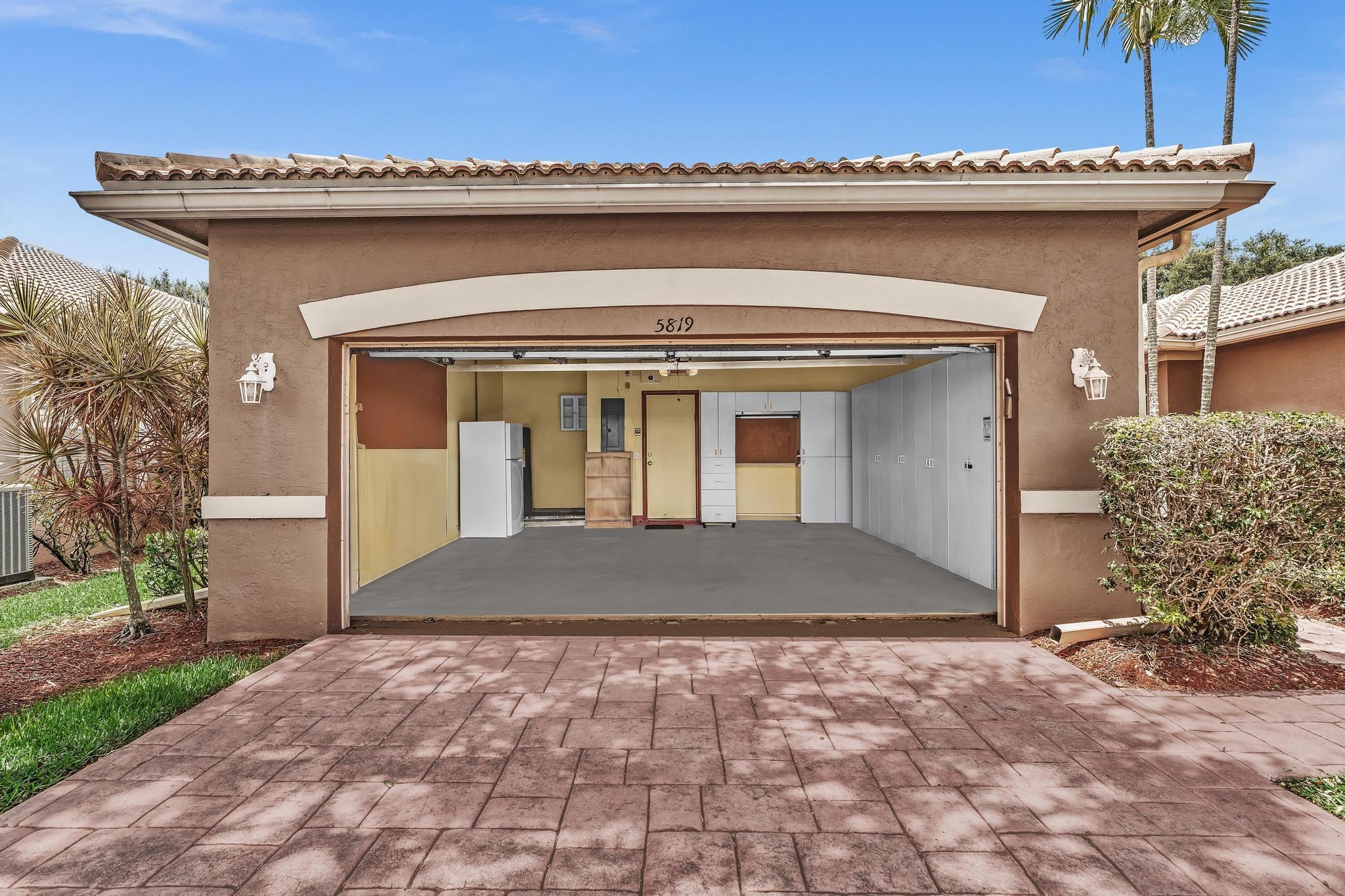5819 GRAND HARBOUR Circle