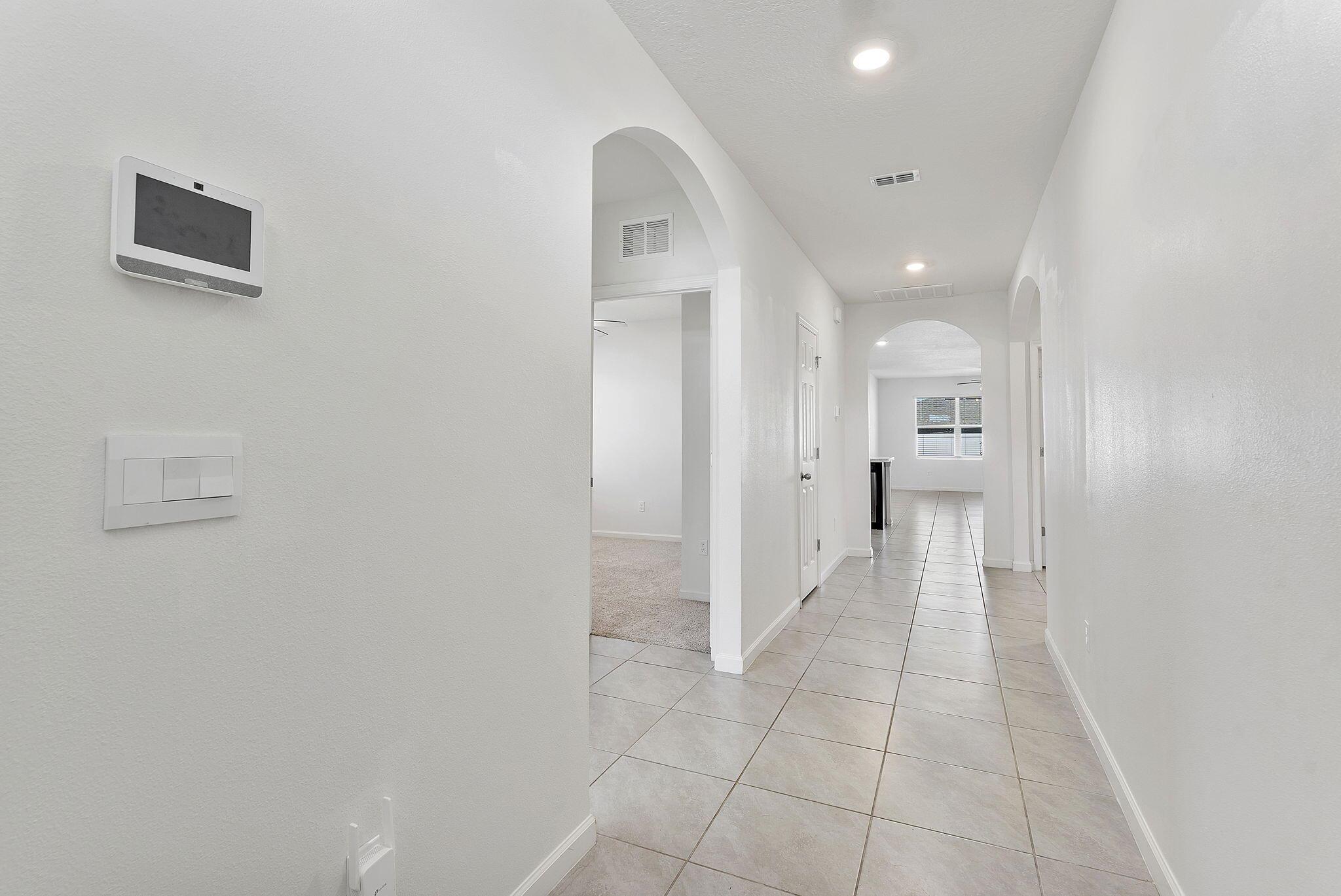 357 SE Oakridge Dr