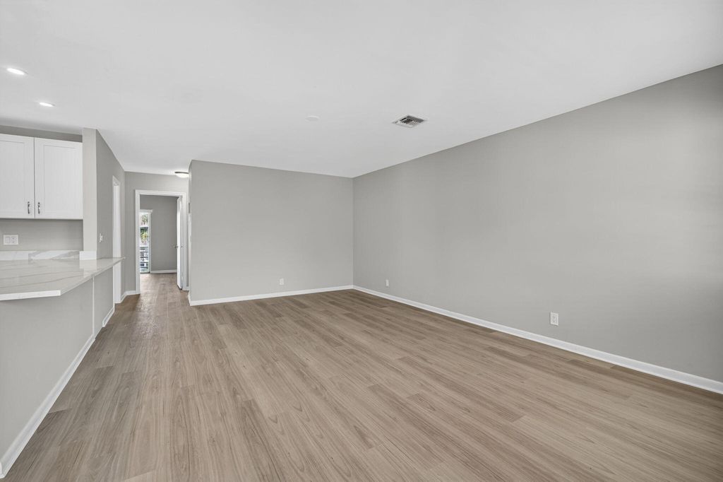 Photo of 42 Easthampton B, West Palm Beach, FL 33417 (MLS # R11118990)