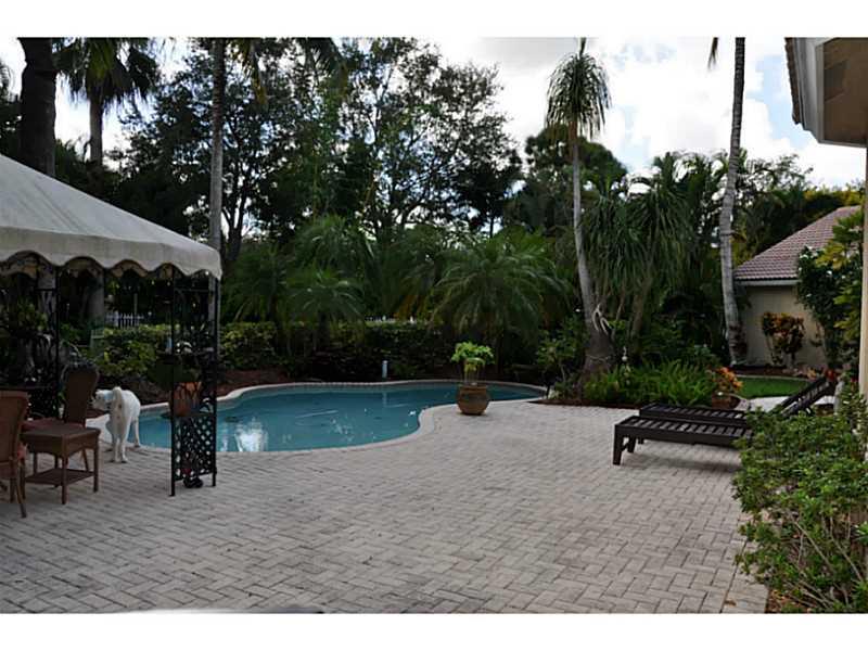 LAKES AT PARKLAND - Residential