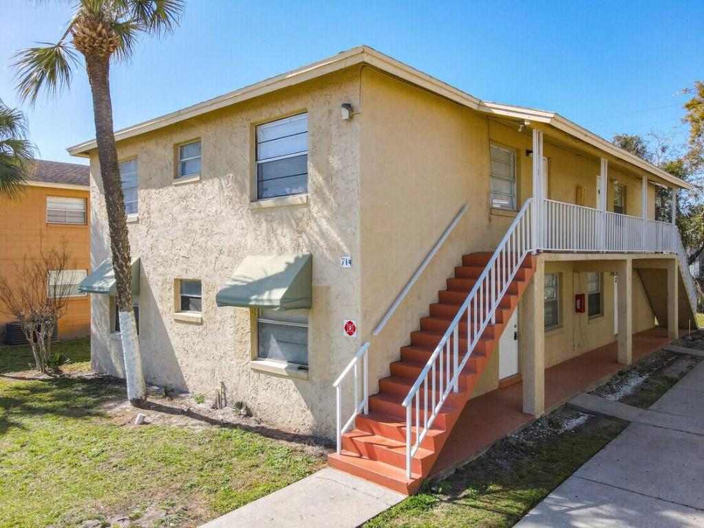PALM GARDENS CONDO CB 3 PGS 9-11 BLDG 694 - Residential Income
