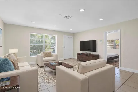 2921 NW 21st St, Fort Lauderdale, FL MLS: F10503150