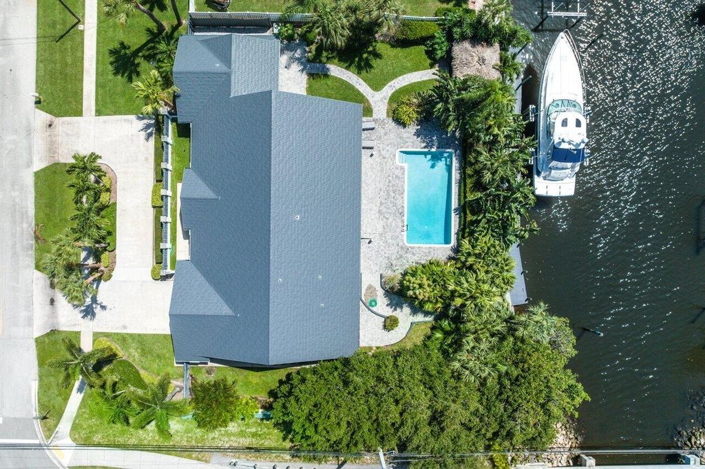 Photo of 2224 Carib Circle, Palm Beach Gardens, FL 33410 (MLS # R10798743)