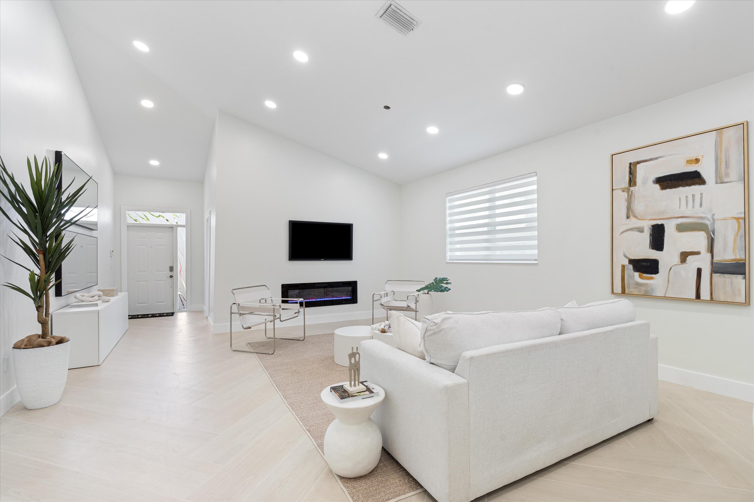 13642 Breton Lane