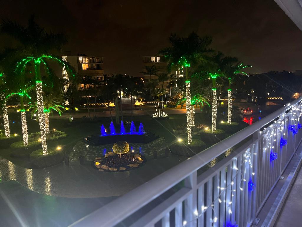 BARCLAY CONDO - Residential Lease