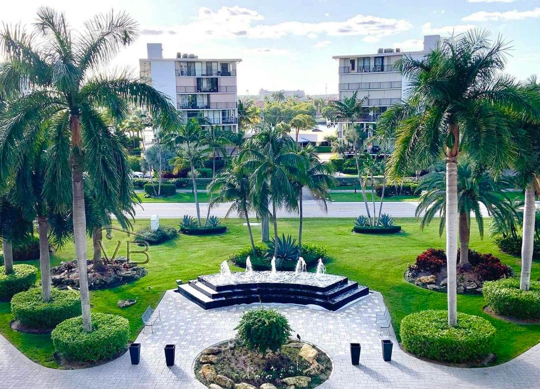 BARCLAY CONDO - Residential Lease